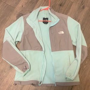 Women’s north face jacket